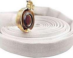 Mangueira combate a incêndio Mangueira combate a incêndio